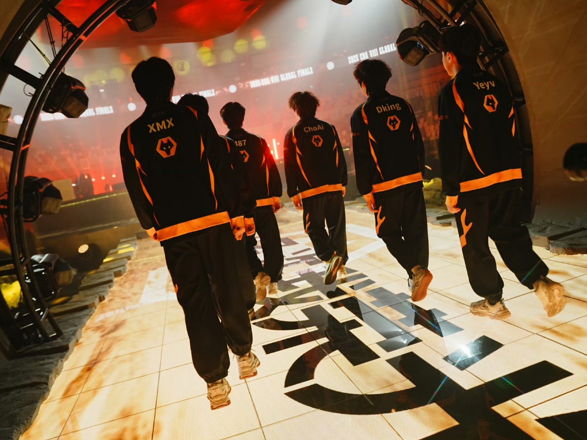 沙巴体育直播-狼队新援展现实力,助球队战胜强敌队员